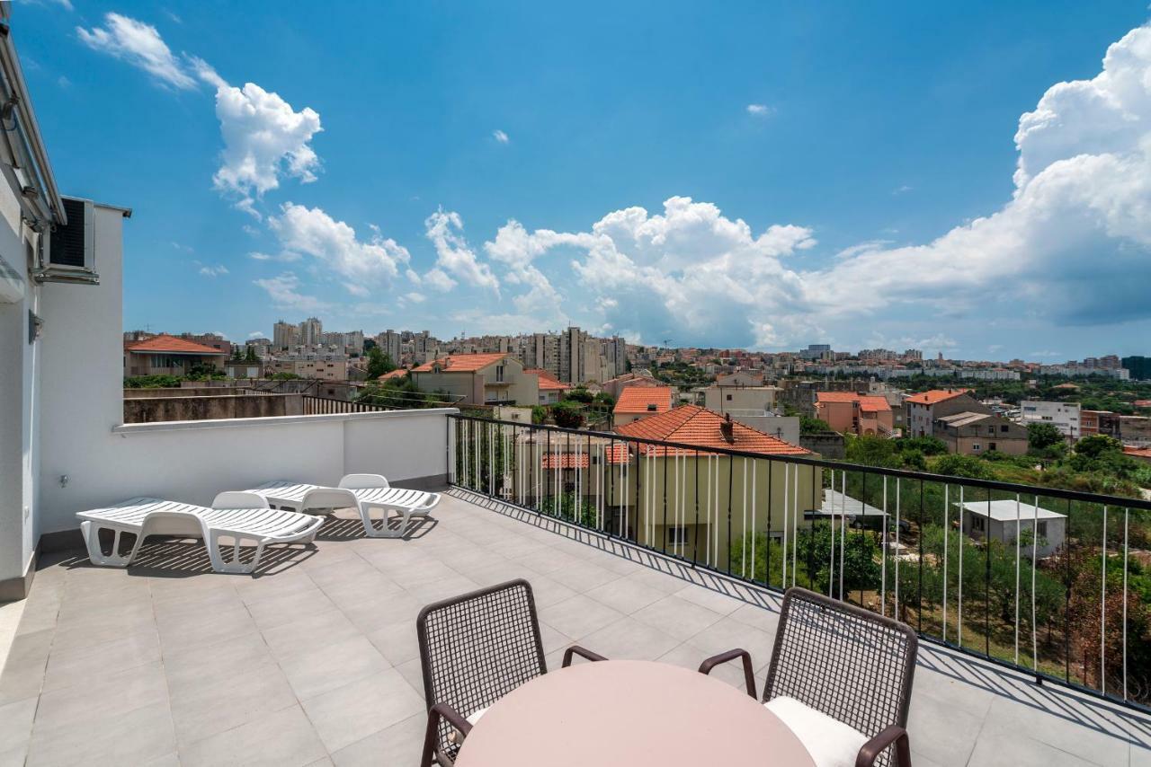 Eva Split Sunset City View Teracce Exterior foto